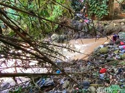Menyusuri Jembatan Sekarwangi dan Jejak Kematian Tragis Agis