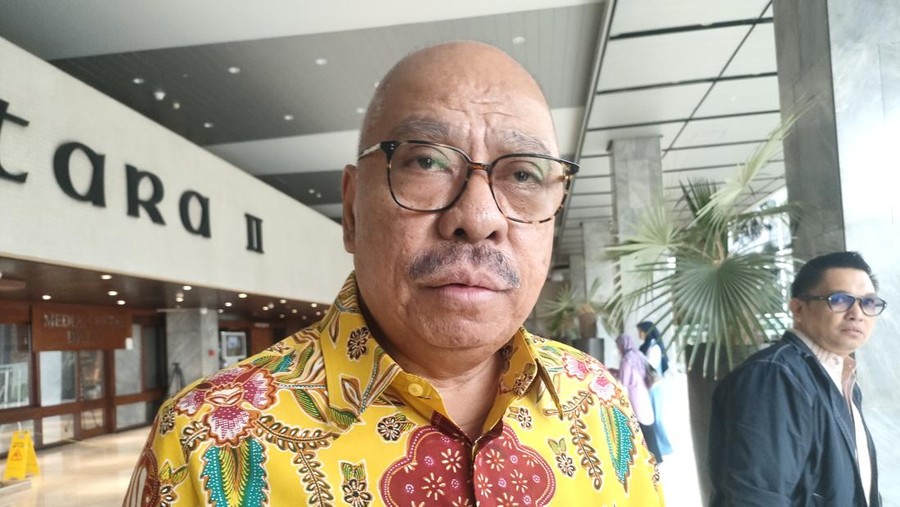 Melchias Markus Mekeng Ketua Fraksi Golkar MPR, Melchias Markus Mekeng, di kompleks parlemen, Senayan, Jakarta Pusat, Selasa (29/7/2025).