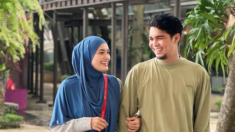 Perjalanan Cinta Ratu Anandita dan Mario Irwinsyah