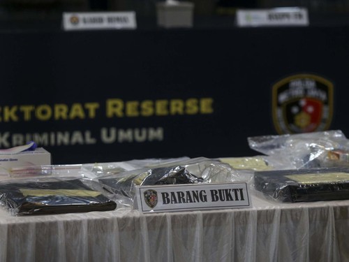 Keluarga Sebut Diplomat Arya Daru Cuma Pakai Satu Handphone