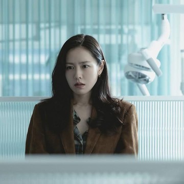 Ada yang Tayang Tahun Ini! Simak 3 Proyek Akting Terbaru dari Aktris Cantik Son Ye Jin yang Wajib Dinanti