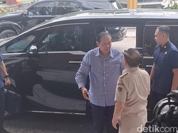Bertemu Pramono, SBY Ajak Pelukis Jerman yang Mau Melukis Monas