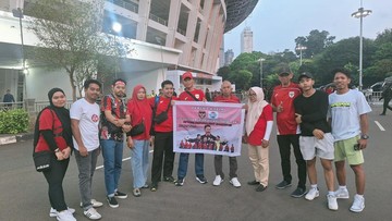 Sorotan Dunia Olahraga CNN Sport : Ayah Ibu Ardiansyah Datang ke GBK Dukung Timnas Indonesia U-23 Juara