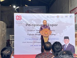 Pelepasan Ekspor Bareng Mendag, Koster Sentil UMKM soal Aksara Bali