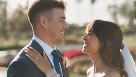 Aurelie Moeremans Hamil Anak Pertama dengan Tyler Bigenho