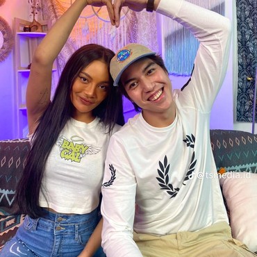 Potret Kedekatan Erika Carlina dan El Rumi yang Kini Disorot Lagi