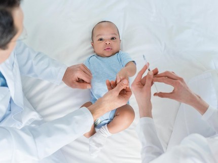 Ketahui Jadwal Imunisasi Anak Usia 0-6 Bulan agar Tak Terlewat