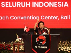 Megawati Minta Kader Gotong Royong: Partai Harus Makin Besar, Jangan Mengecil