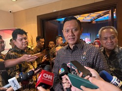Prabowo Ingin Kereta Cepat Tembus Surabaya, Ini Kata AHY