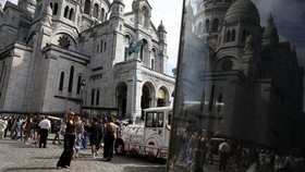 Telantar di Prancis Usai Dugaan Ditipu Agensi, 70 Turis Pulang Mandiri