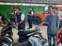 Detik-detik Pencuri Motor Gagal Beraksi Lepaskan Tembakan hingga Kena Warga