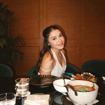 Profil, Karier, dan Agama Lula Lahfah