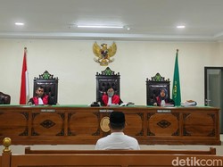 Ambo Ala Pembuat Uang Palsu Rp 640 Juta di UIN Makassar Dituntut 6 Tahun Bui