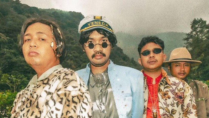 img-title Profil The Panturas, Band Asal Jatinangor yang Banjir Pujian saat Manggung di Fuji Rock Festival 2025