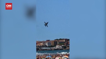 VIDEO: Detik-detik Manuver Esktrem Jet Tempur Spanyol Hindari Burung