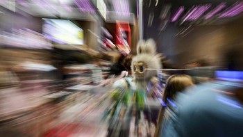 FOTO: Kepincut Labubu, Warga Jerman Serbu Pop Mart Pertama di Berlin