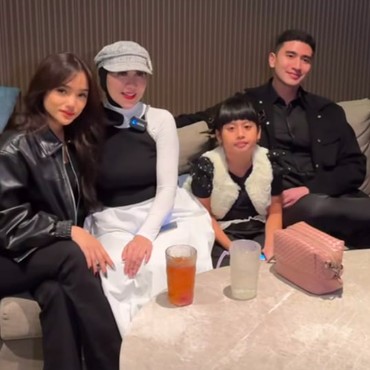 Dihadiri Fuji, Ini 7 Potret Venna Melinda Dapat Kejutan Ultah dari Verrell & Athalla