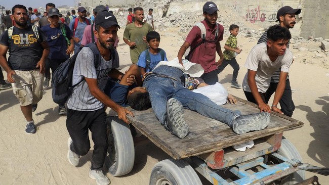 Pemerintah Gaza Klaim Cuma 36 Truk Bantuan Masuk, Masih Kurang Pemerintah di Jalur Gaza menyatakan hanya 36 truk bantuan yang diizinkan masuk ke wilayah tersebut pada Sabtu (2/8).