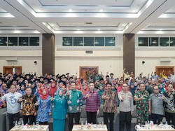 Peringati Harganas ke-32, Lamongan Gelar Wisuda SOTH-Launching Simponi KB