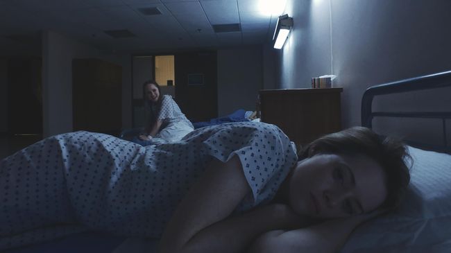 Jadwal Bioskop Trans TV hari ini (26 Maret) Unsane. Berikut sinopsis Unsane dibintangi Claire Foy, Joshua Leonard, dan Matt Damon.