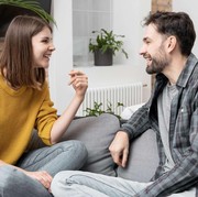 Benarkah 'Jodoh Tak Akan ke Mana'? Ini Kata Psikologi tentang Pasangan yang 'Ditakdirkan'