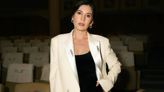 Nino Fernandez Go Public dengan Steffi, 7 Foto Hannah Al Rashid Eks Istri yang Dinikahi Diam-diam