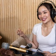 Biar Nggak Gemetaran di Depan Umum, Ini 4 Tips Public Speaking yang Jitu Menurut Ilmu Psikologi!