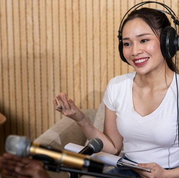 Biar Nggak Gemetaran di Depan Umum, Ini 4 Tips Public Speaking yang Jitu Menurut Ilmu Psikologi!