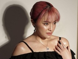 Warnai Rambut Jadi Cara Marshanda Ekspresikan Diri