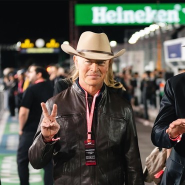 Tolak Adegan Ciuman demi Istri, Neal McDonough Malah Dibenci Hollywood