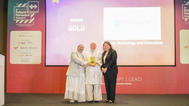 ParagonCorp raih Gold Award di ETHCA SEA 2025 untuk budaya kerja yang berfokus pada kepercayaan dan kinerja tinggi, refleksi komitmen perusahaan.