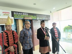 Kepala BPOM Catat Rekor MURI, Gelar Launching-Bedah Buku dengan 6 Ribu Peserta