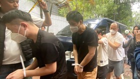Rumah di Cilandak Jaksel Jadi Markas Scammer Online 11 WN China