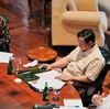 Luhut Sebut Prabowo Siapkan Keppres Bereskan Utang Kereta Cepat