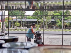 Warga Keluhkan Pelayanan Jukir di Mataram, Tarif Dinaikkan-Sikap Tak Sopan