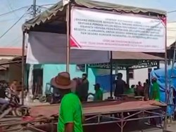 Massa Blokir Jalan dengan Dirikan Tenda di Deli Serdang, 2 Orang Diamankan