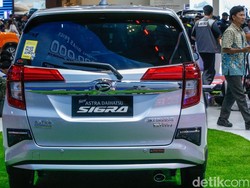 Serupa tapi Tak Sama, Beda Harga Daihatsu Sigra dan Toyota Calya