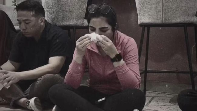 Nangis di Depan Karyawan, Ini Alasan Ashanty Tutup Toko Kue
