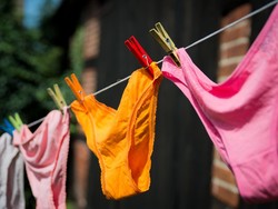 6 Cara Cuci Celana Dalam yang Tepat agar Terhindar dari Iritasi Kulit