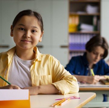 8 Daftar Negara dengan Jam Sekolah Terpendek, Tapi Punya Kualitas Pendidikan Terbaik!