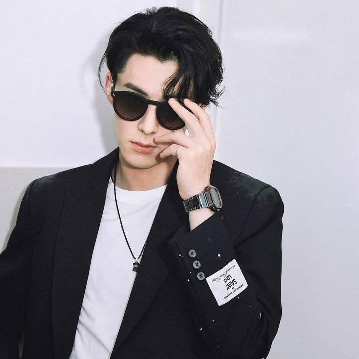 <p>Nama Dylan mulai dikenal para penggemar lewat peran utamanya sebagai Daoming Si dalam serial <em>Meteor Garden</em> yang tayang pada 2018 lalu. Serial itu berhasil membawa Dylan semakin terkenal bukan hanya di negaranya, tetapi juga secara global.&nbsp;(Foto: Instagram@dylan_wang_1220)</p>