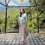 Get The Look: Gaya Simpel nan Elegan ala Prilly Latuconsina yang Mudah Disontek