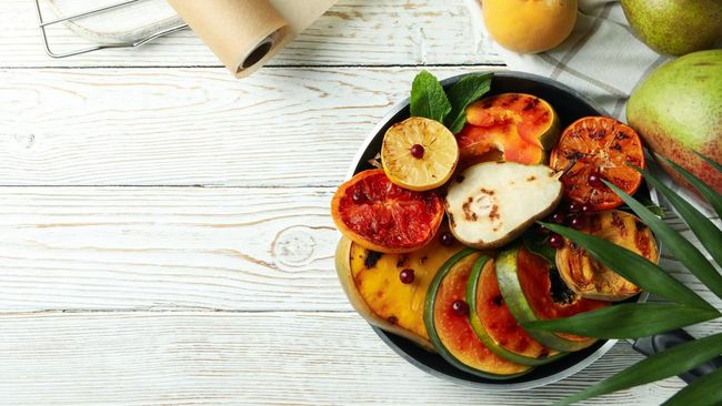 5 Buah yang Makin Enak Dimasak di Air Fryer dan Cara Membuatnya
