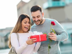 60 Ucapan Anniversary Buat Pacar Tersayang, Romantis dan Menyentuh