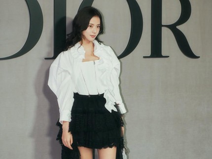 5 Potret Fashion Style Idol K-Pop Tercantik Dunia, Jisoo BLACKPINK hingga Pharita BABYMONSTER