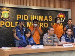 Polda Metro Tangkap 2 Pembajak Saluran TV Satelit Berbayar