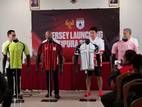 Persipura Luncurkan Jersey Baru untuk Musim 2025/2026