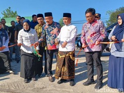 Bahagia Wali Murid Sekolah Rakyat Kota Pasuruan Saat Anaknya Ikut MPLS