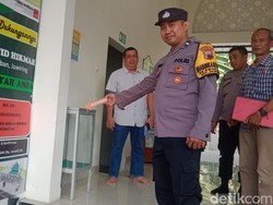 2 Pria Berjaket Gondol Kotak Infak di Kenaiban Klaten Terekam CCTV