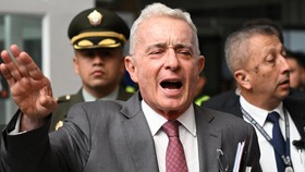 Mantan Presiden Kolombia Dipenjara 12 Tahun Buntut Kasus Penipuan